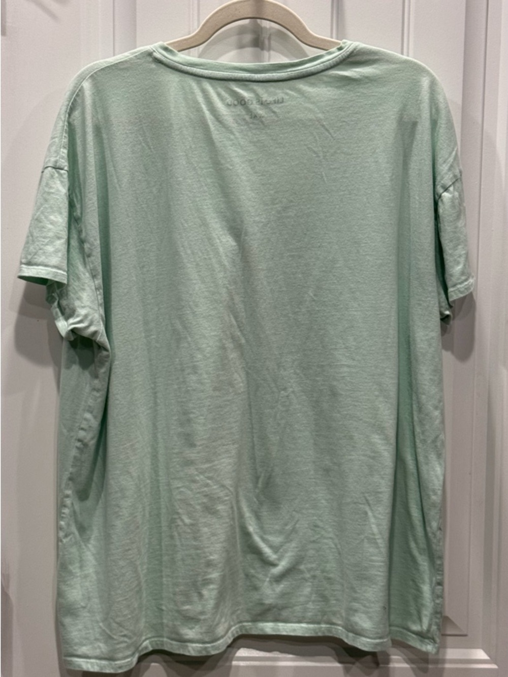 Life Is Good Women’s XXL “Wag On” V-Neck Graphic Sleep Tee GUC - Picture 4 of 4